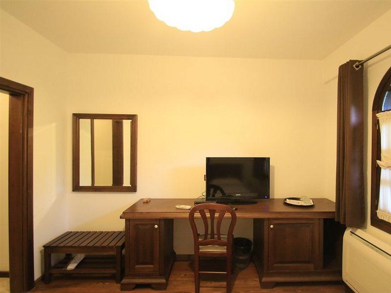 Boutique Hotel Muzaka Berat Exteriér fotografie