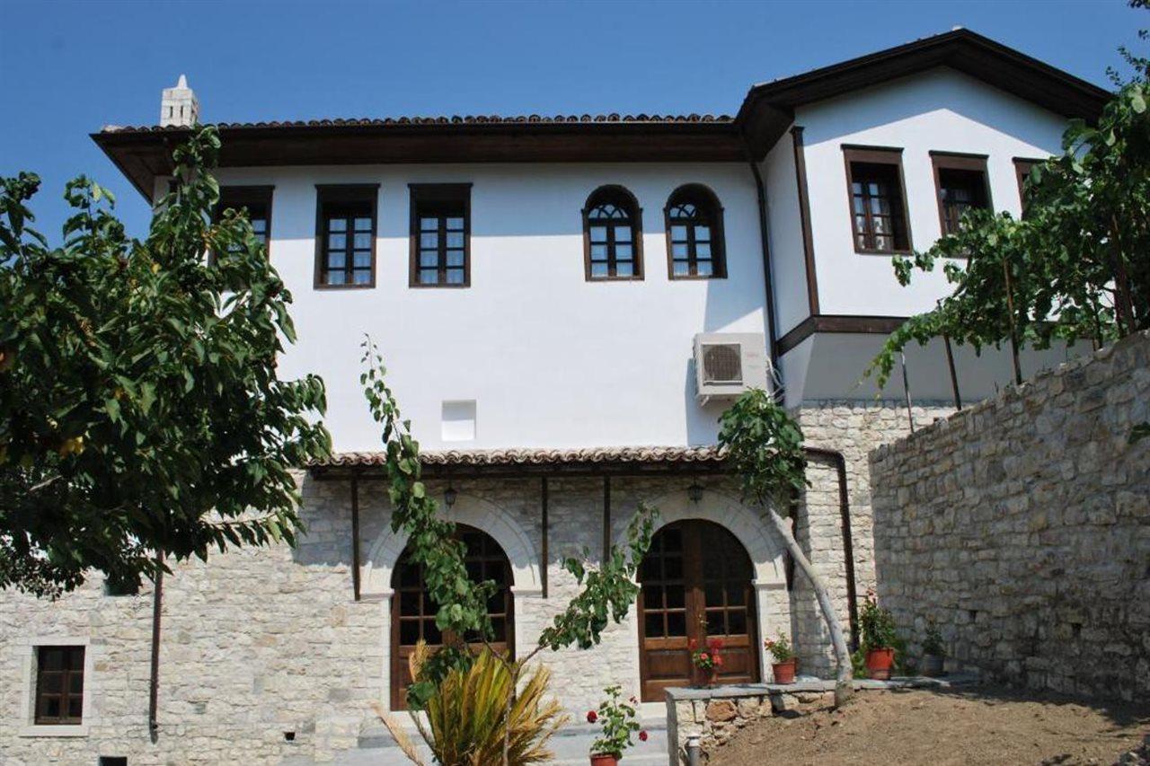 Boutique Hotel Muzaka Berat Exteriér fotografie