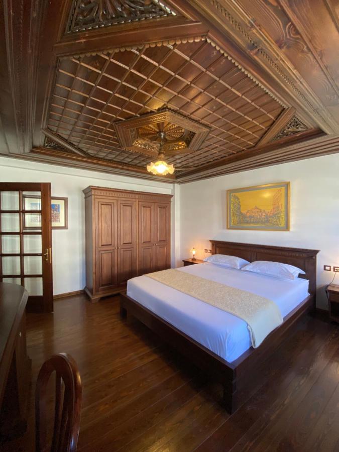 Boutique Hotel Muzaka Berat Exteriér fotografie