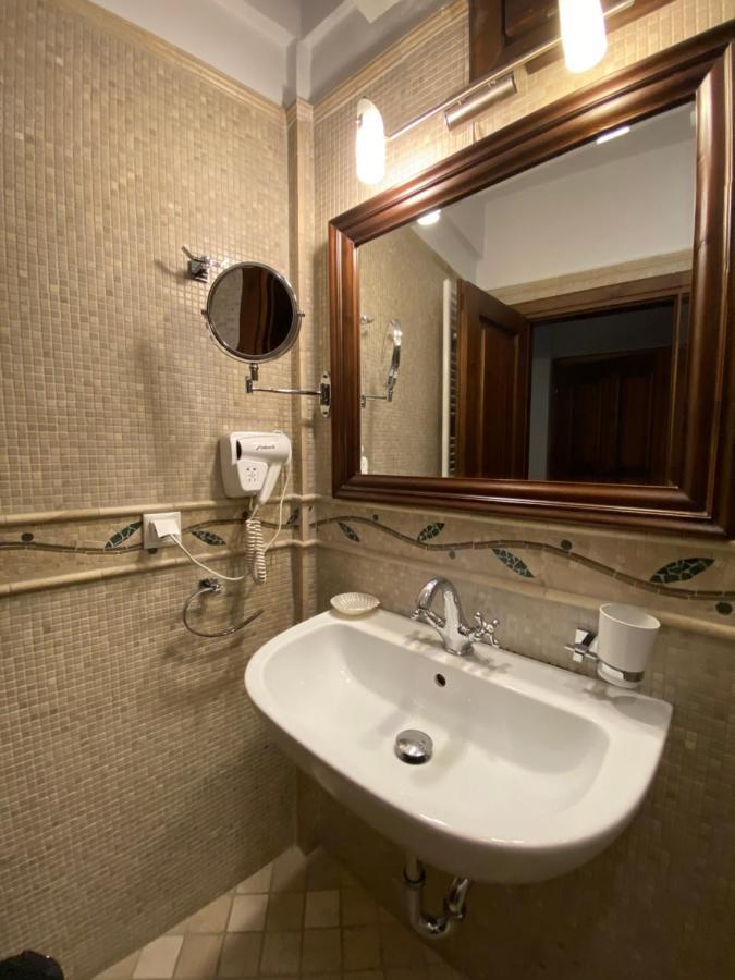 Boutique Hotel Muzaka Berat Exteriér fotografie