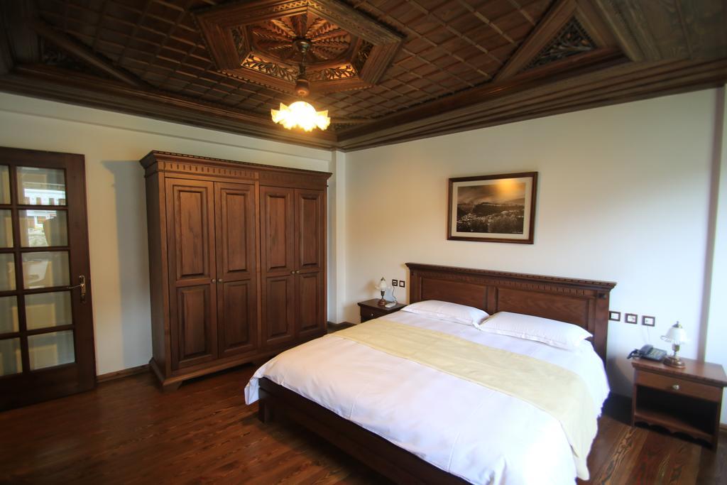 Boutique Hotel Muzaka Berat Exteriér fotografie