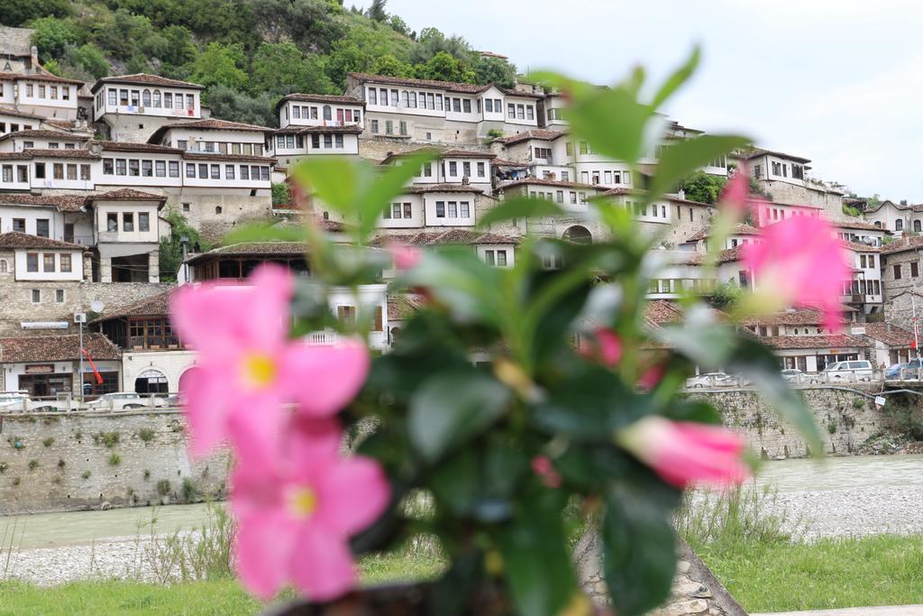 Boutique Hotel Muzaka Berat Exteriér fotografie